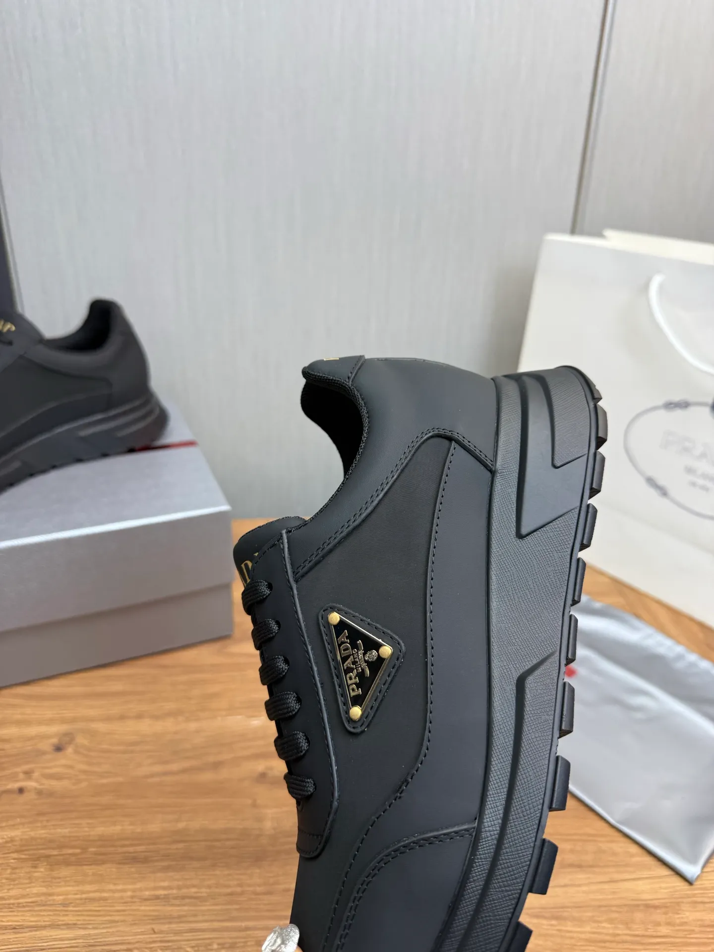 Men's shoes 💰580💰 [PRADA] Popular men's shoes shipped 👏Official website synchronization ⬆️Original cowhide fabric + cowhide lining, 1⃣️:1⃣️reproduction, original sole, 38-45 (45. Customized, non-refundable)